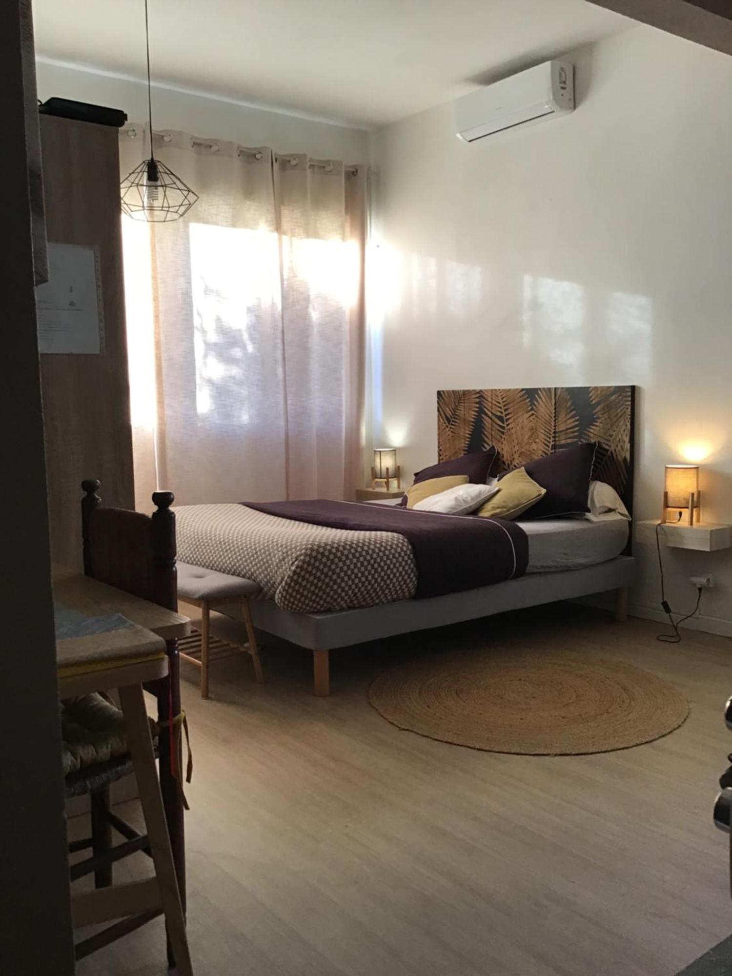 Studio Cosy Avec Piscine Dans Une Villa Saint-Denis Exteriér fotografie
